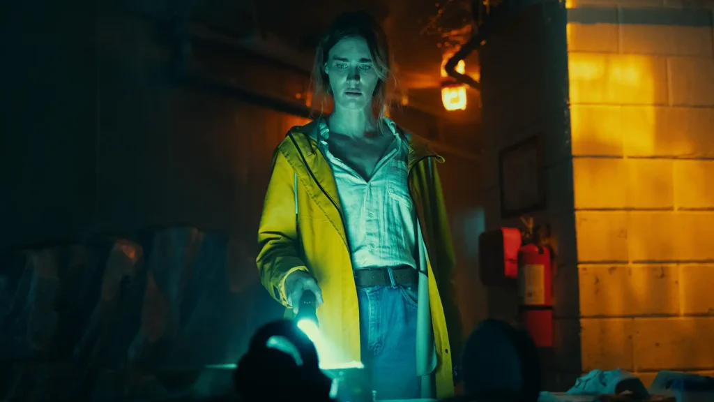 below mackenzie davis netflix